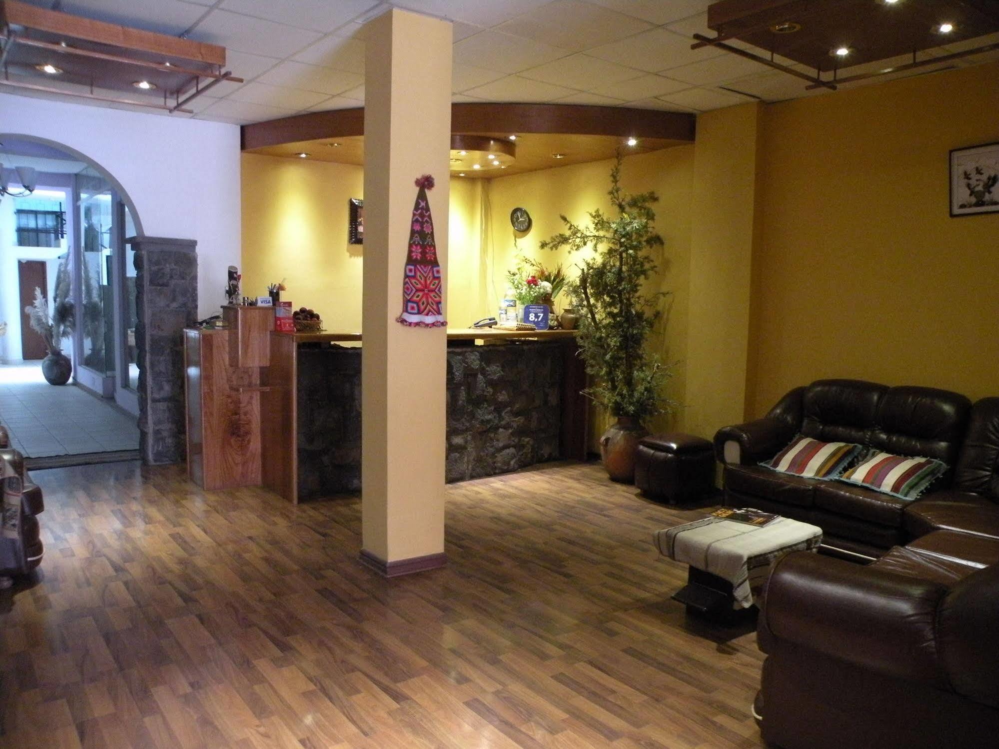 Cantuta Inn بونو المظهر الخارجي الصورة